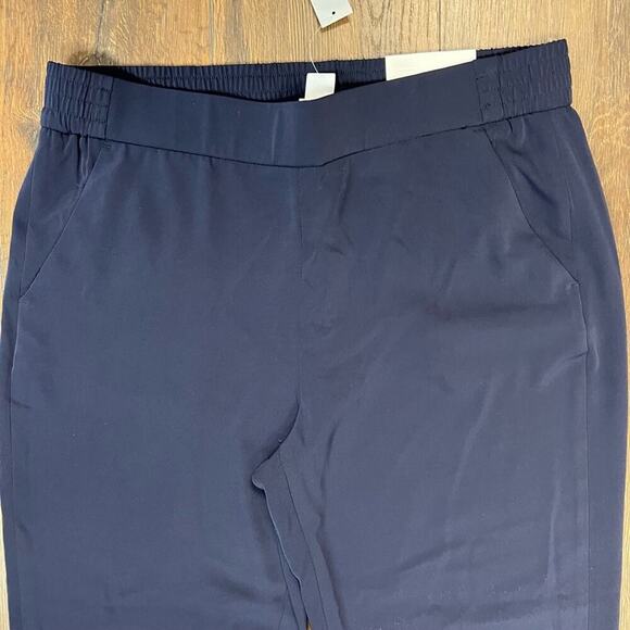 🆕 Chicos Zipper Hem Ankle pull on match back woven ankle pant SZ 2/12 - Picture 5 of 8